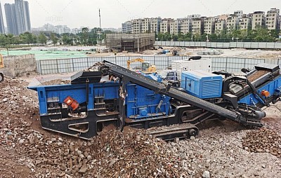 Stone Crusher Plant of Mobile Type for Construction Waste Recycling